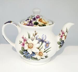 Sadler England Floral Porcelain Teapot Daffodil Iris Tea Pot w/Lid Unused 5 Cups